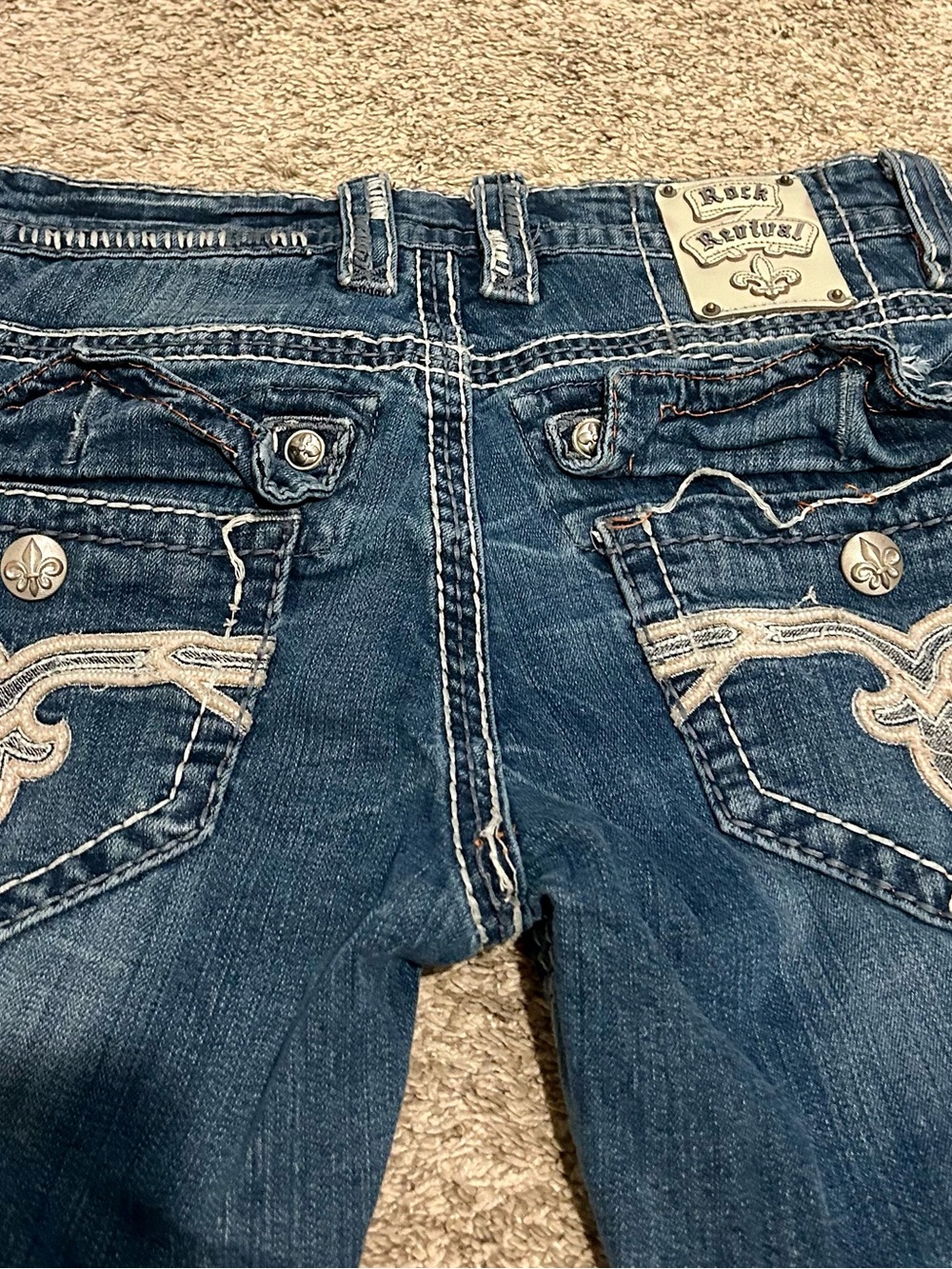 Rock Revival men’s Dark Blue bootcut Jeans with Embroidered Back Pockets - Picture 2 of 7